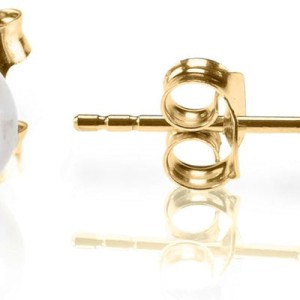 Pearl Studs